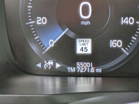 Used 2022 Volvo XC90 T8 R-Design w/ Advanced Package AWD/4WD image 33