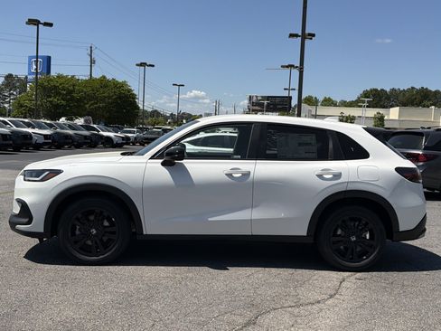 New 2026 Honda HR-V Sport image 2