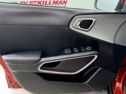 Used 2024 Kia Soul LX w/ Option Group 015 image 28