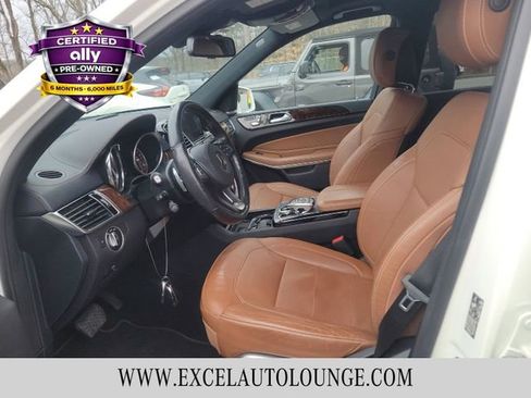 Used 2019 Mercedes-Benz GLS 550 4MATIC image 4