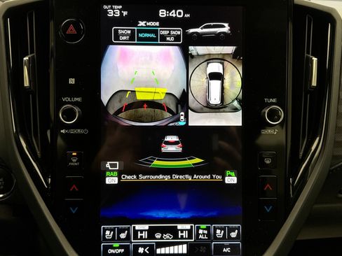 Used 2025 Subaru Forester Touring image 10