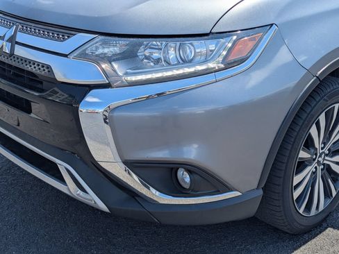 Used 2019 Mitsubishi Outlander SEL FWD image 12