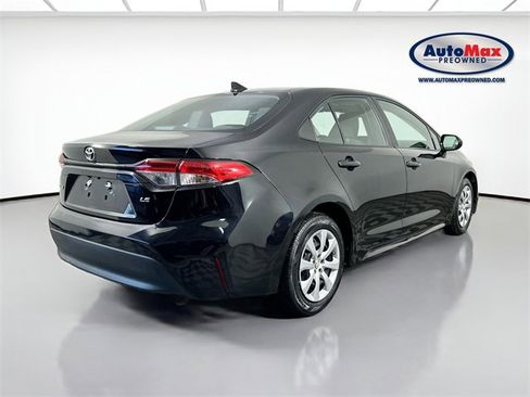 Used 2023 Toyota Corolla LE image 7
