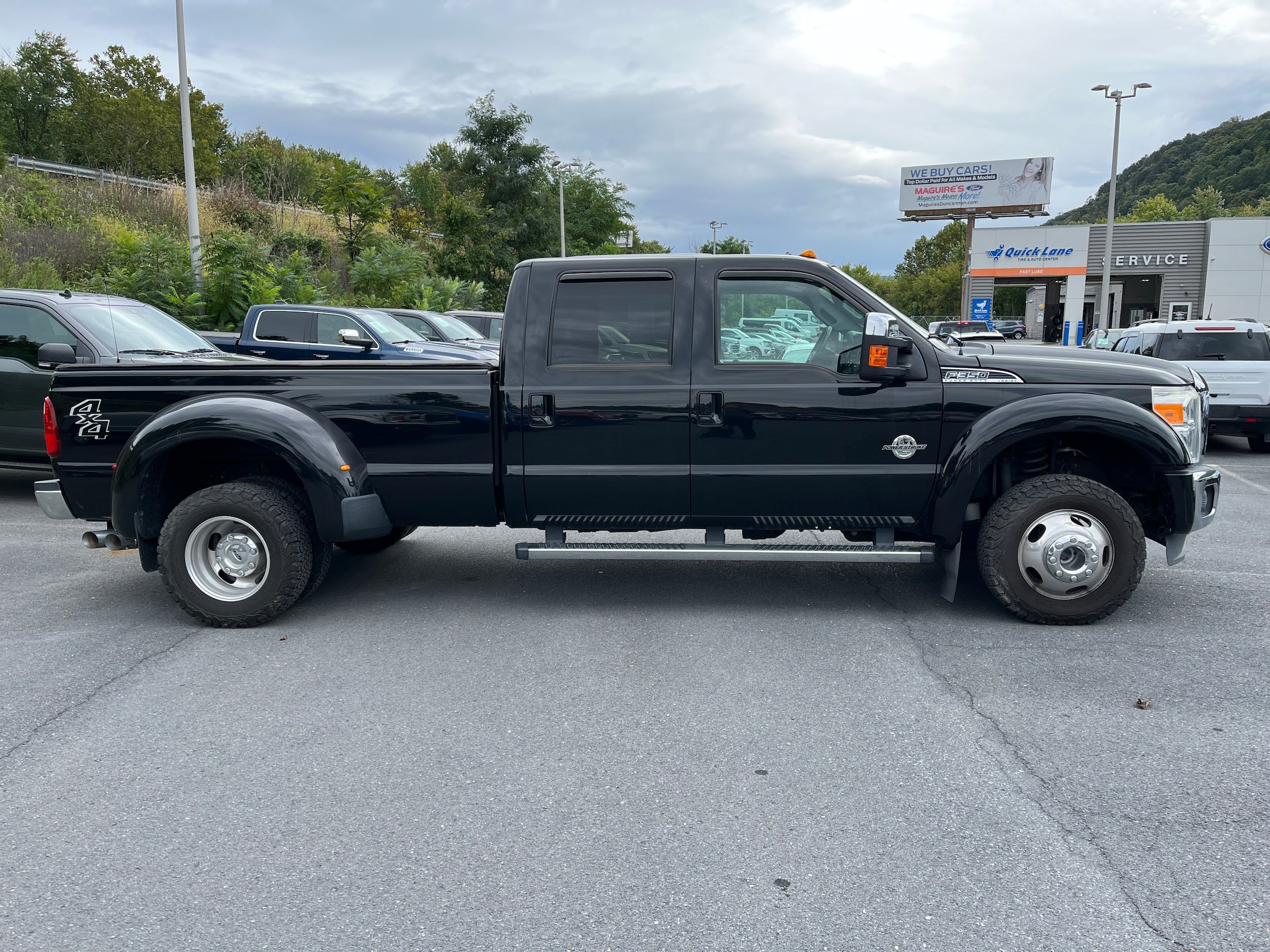 Used 2016 Ford F350 Lariat w/ Lariat Ultimate Package AWD/4WD image 5