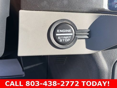 Used 2022 Ford Bronco Badlands image 17