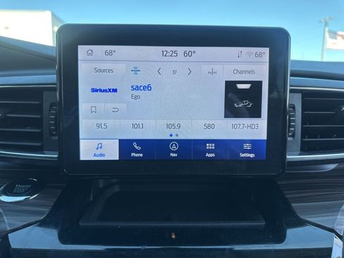 Certified 2023 Ford Explorer Limited image 28