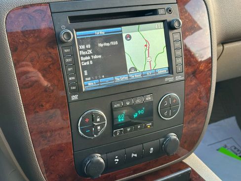 Used 2013 Chevrolet Tahoe LTZ image 6