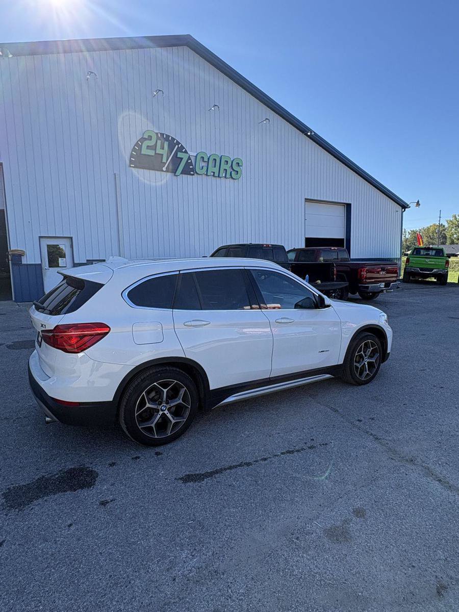 Used 2016 BMW X1 xDrive28i AWD/4WD image 12
