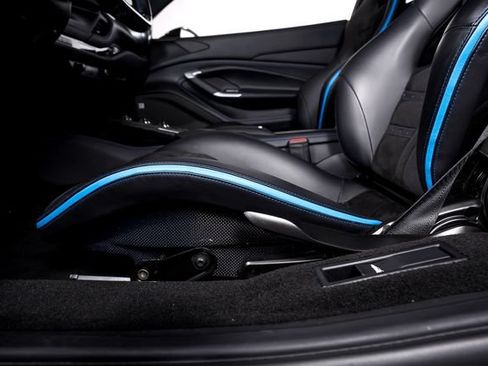 Certified 2022 Ferrari F8 Tributo RWD image 27