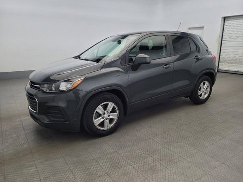 Used 2019 Chevrolet Trax LS w/ Tint and Cruise Package image 2