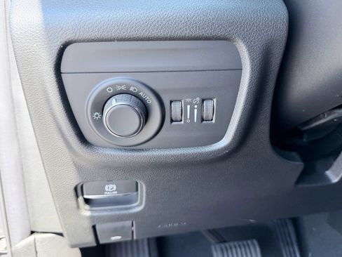 New 2026 Jeep Grand Cherokee Laredo X RWD image 13