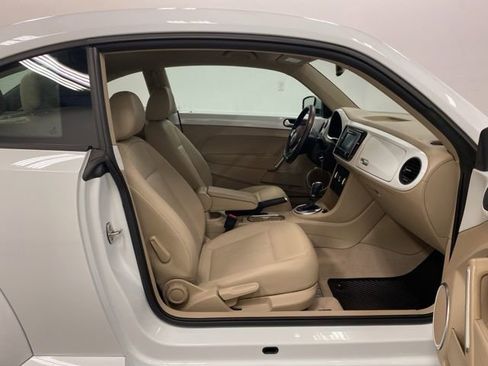 Used 2016 Volkswagen Beetle 1.8T S image 20