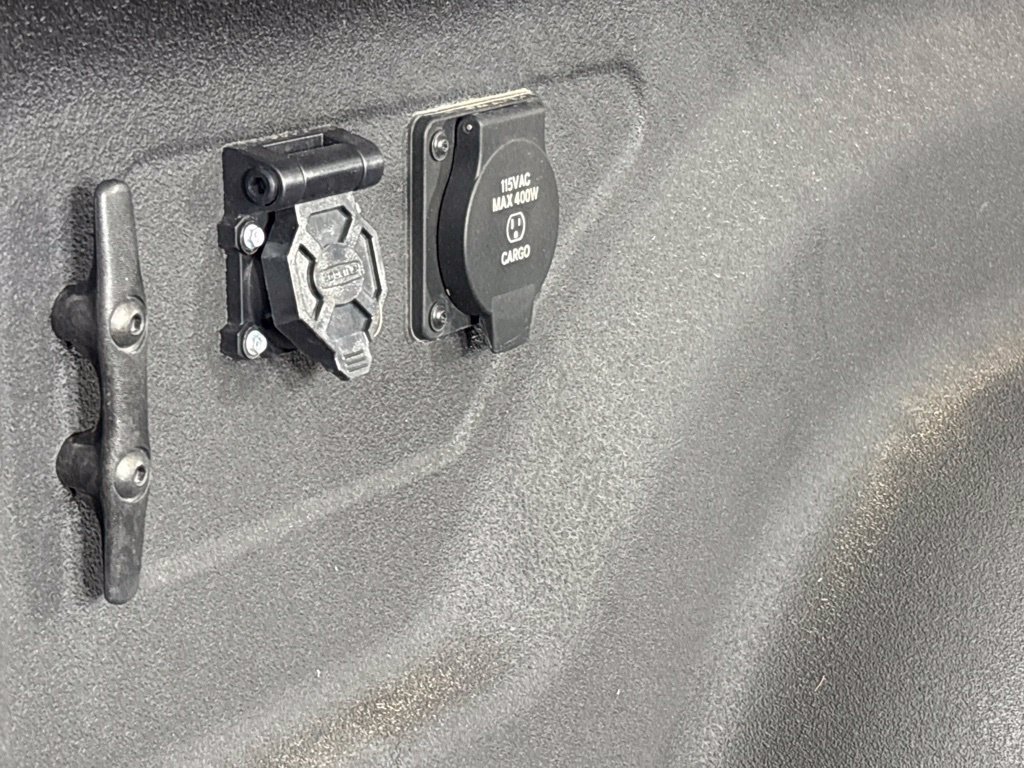 Used 2025 RAM 2500 Laramie w/ Towing Technology Group AWD/4WD image 21