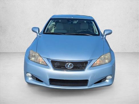 Used 2010 Lexus IS 250C RWD image 2