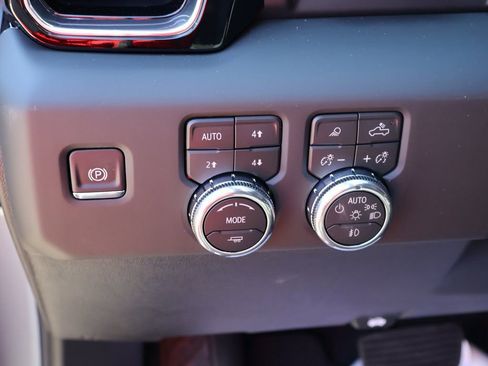 New 2026 GMC Sierra 1500 Denali AWD/4WD image 13