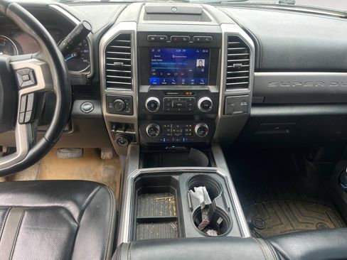 Used 2021 Ford F250 Platinum w/ Tremor Off-Road Package AWD/4WD image 11