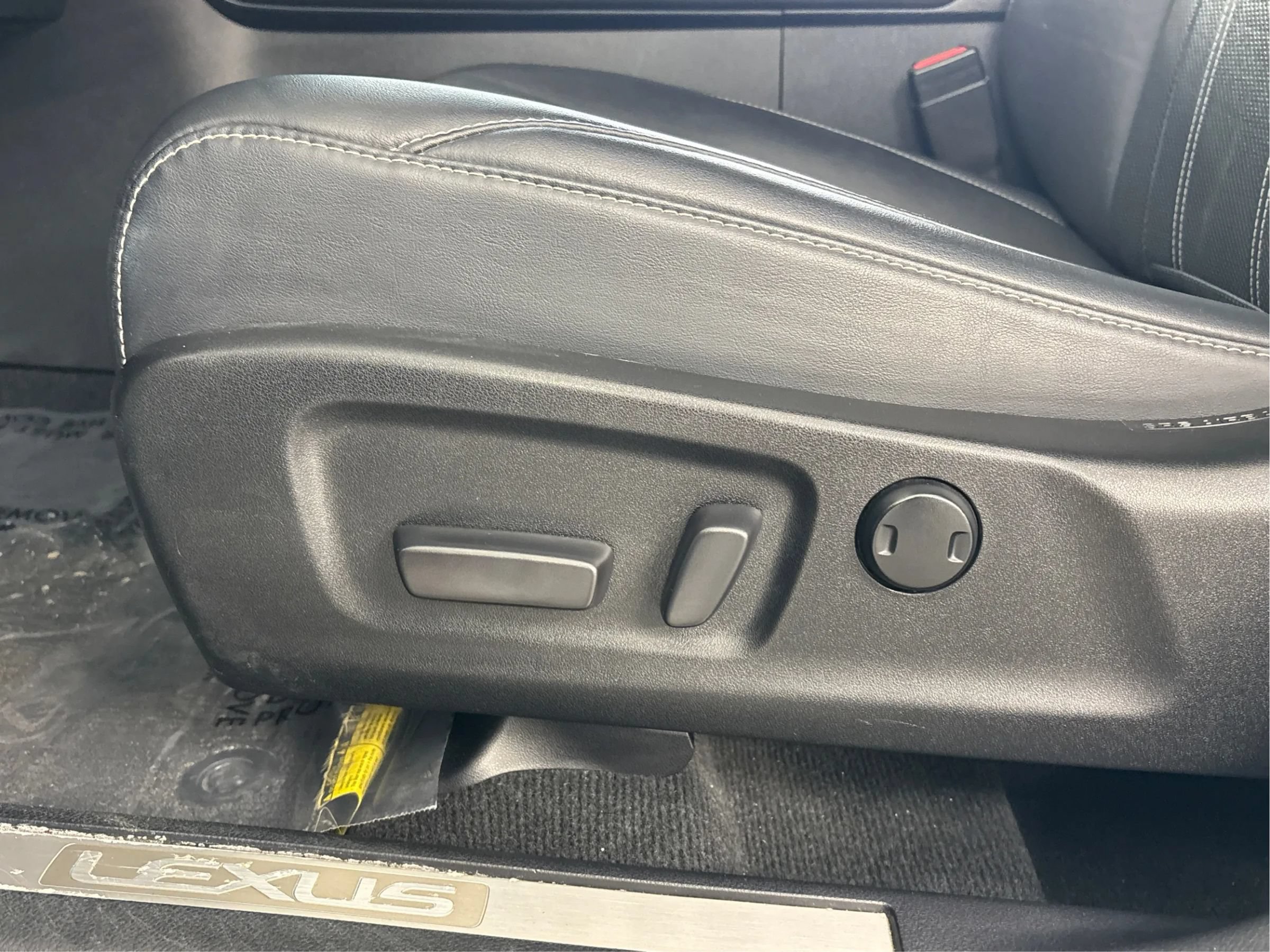 Used 2019 Lexus RX 350 AWD w/ Premium Package image 24