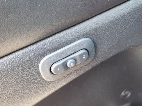 Used 2017 Jeep Grand Cherokee Limited image 28