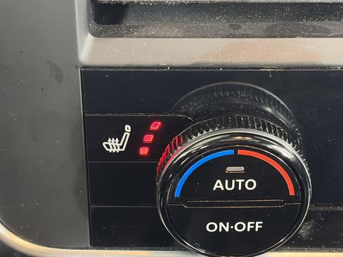 Certified 2023 Nissan Rogue SV w/ SV Premium B Package image 23