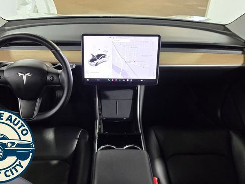 Used 2020 Tesla Model 3 Standard Range Plus RWD image 24
