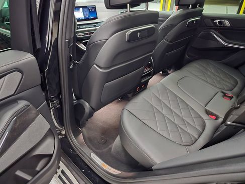 Used 2025 BMW X5 xDrive40i AWD/4WD image 29