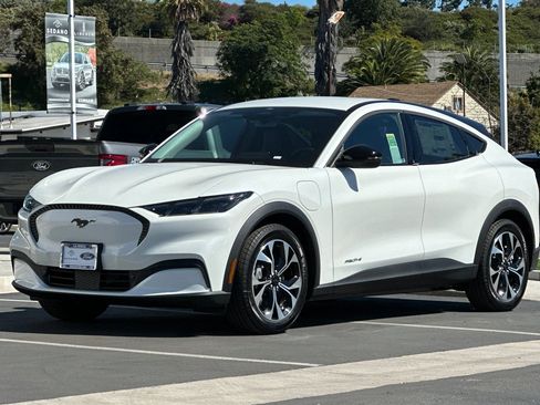 New 2026 Ford Mustang Mach-E Select image 7
