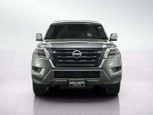 Used 2021 Nissan Armada SL w/ Captain's Chairs Package AWD/4WD image 8