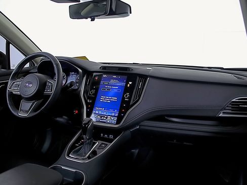 Used 2025 Subaru Outback Touring XT image 15
