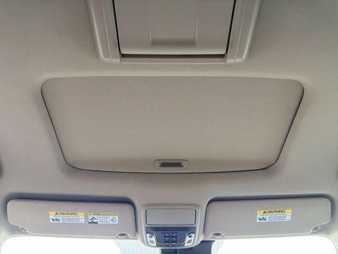 Used 2016 Honda Pilot Elite image 23