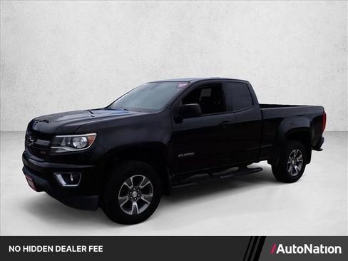 Used 2017 Chevrolet Colorado Z71 AWD/4WD image 1
