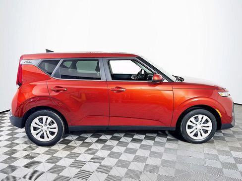 Used 2022 Kia Soul LX FWD image 8