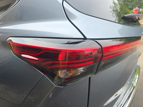 Used 2020 Toyota Highlander Platinum AWD/4WD image 34