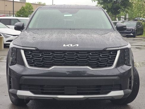 Used 2026 Kia Sorento LX FWD image 9
