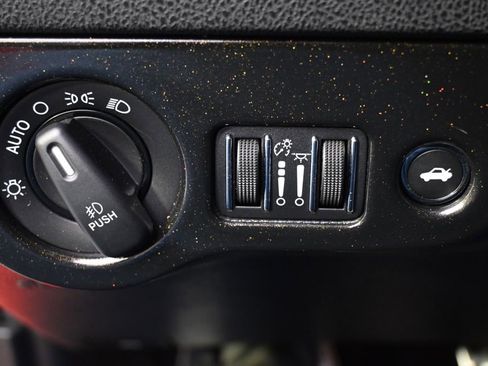 Used 2017 Dodge Charger R/T Scat Pack w/ Technology Group image 28