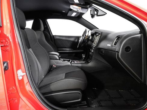 Used 2022 Dodge Charger R/T w/ Performance Handling Group RWD image 33