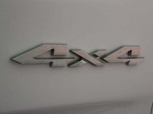 Used 2022 RAM 1500 Laramie AWD/4WD image 36