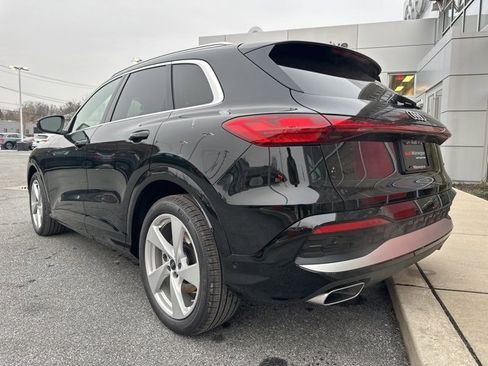 New 2025 Audi Q5 Prestige image 3