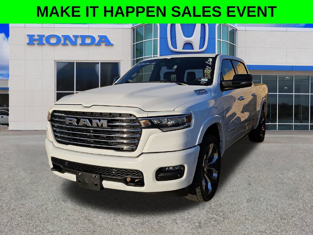 Used 2026 RAM 1500 Laramie AWD/4WD image 4