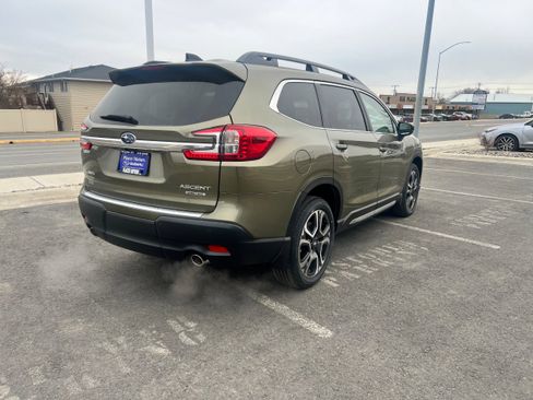 New 2026 Subaru Ascent Limited image 3