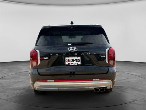 Used 2024 Hyundai Palisade Calligraphy AWD/4WD image 8