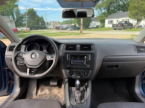 Used 2016 Volkswagen Jetta S FWD image 13