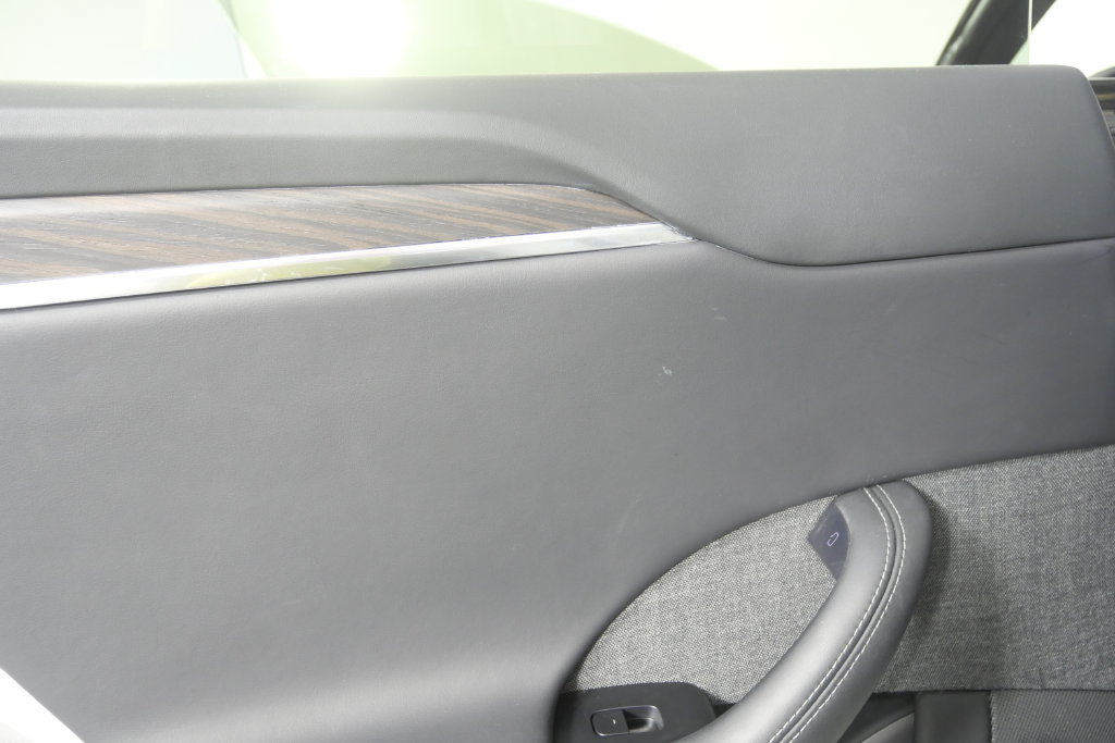 Used 2023 Tesla Model S AWD/4WD image 16