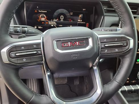 Used 2026 GMC Terrain Elevation w/ Technology Package II image 22