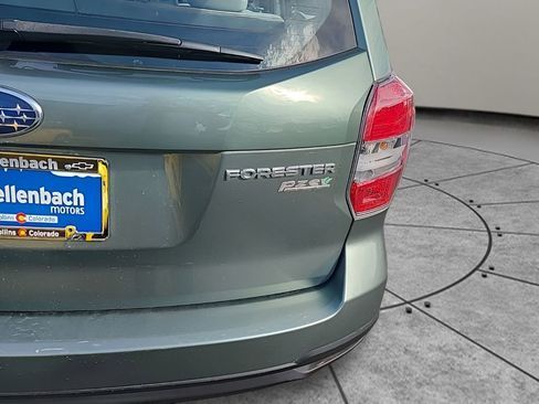 Used 2015 Subaru Forester 2.5i w/ Alloy Wheel Package image 9