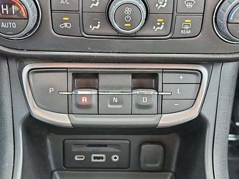 Used 2022 GMC Terrain AT4 w/ Tech Package AWD/4WD image 13
