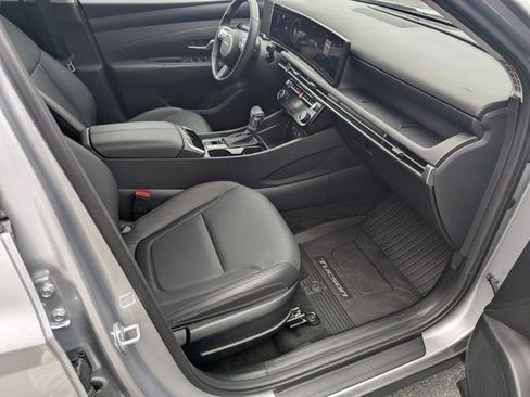 Used 2025 Hyundai Tucson SEL image 12