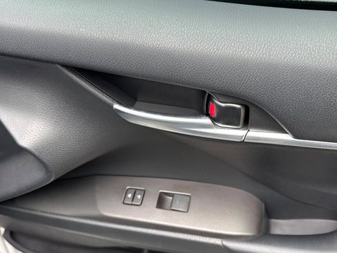 Certified 2023 Toyota Camry SE FWD image 23