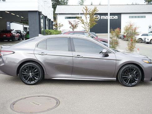 Used 2023 Toyota Camry SE AWD/4WD image 2
