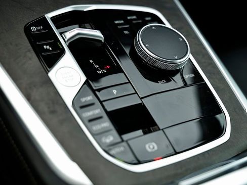 New 2026 BMW X5 xDrive40i w/ M Sport Package AWD/4WD image 39