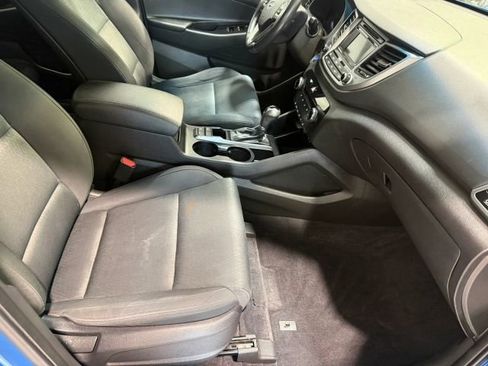 Used 2017 Hyundai Tucson Sport image 28